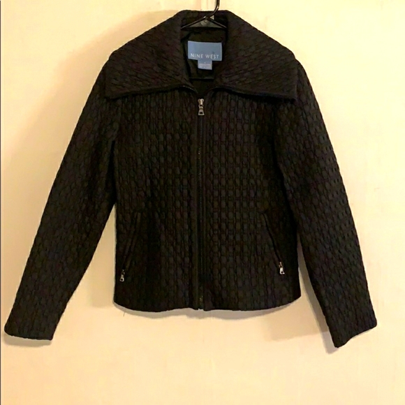 Nine West Jackets & Blazers - NINE WEST black quilted zipper jacket size S.
